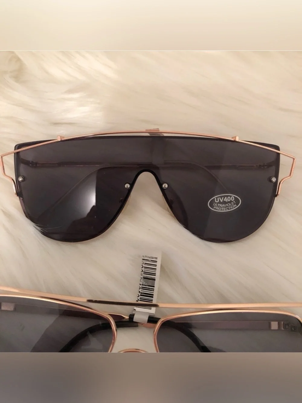 Trendy fashion, sunglasses bundle of (3)